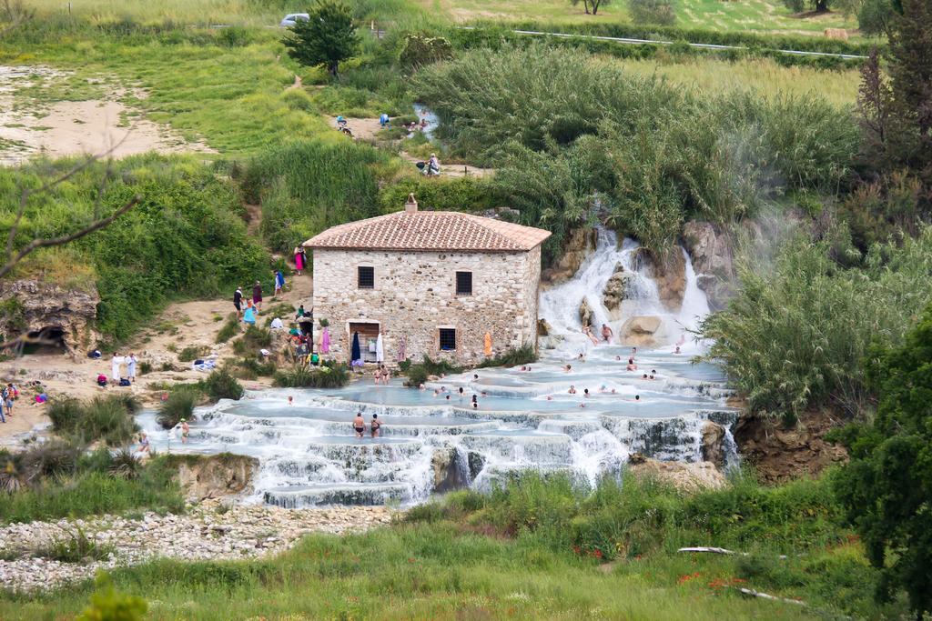 Agriturismo Il Giardino ซาตูร์เนีย ภายนอก รูปภาพ