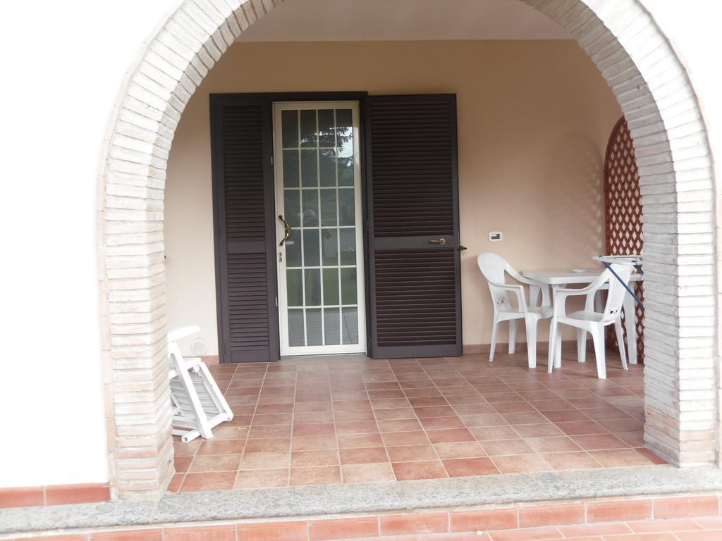 Agriturismo Il Giardino ซาตูร์เนีย ภายนอก รูปภาพ